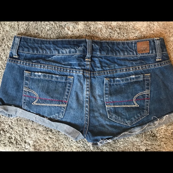 ❗️SOLD❗️🐠American Eagle Jean Shorties🐠 - Picture 4 of 5